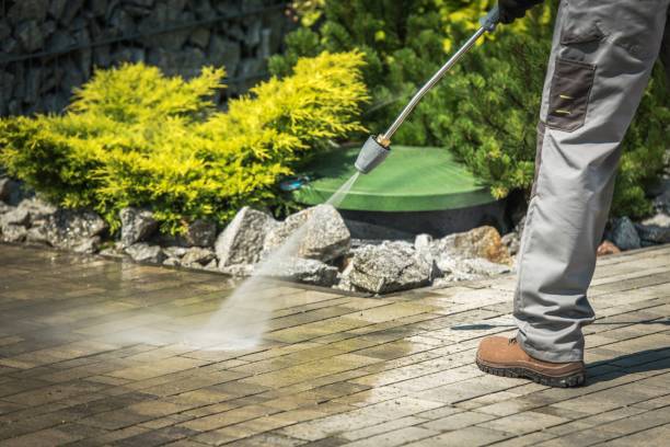Best Gutter Cleaning and Brightening in Hartland, WI